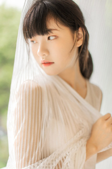 日本年轻妈妈